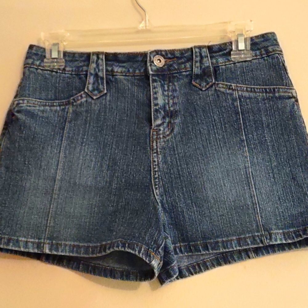 Route 66 Girls size 16 medium wash jean shorts wide leg 11inches long